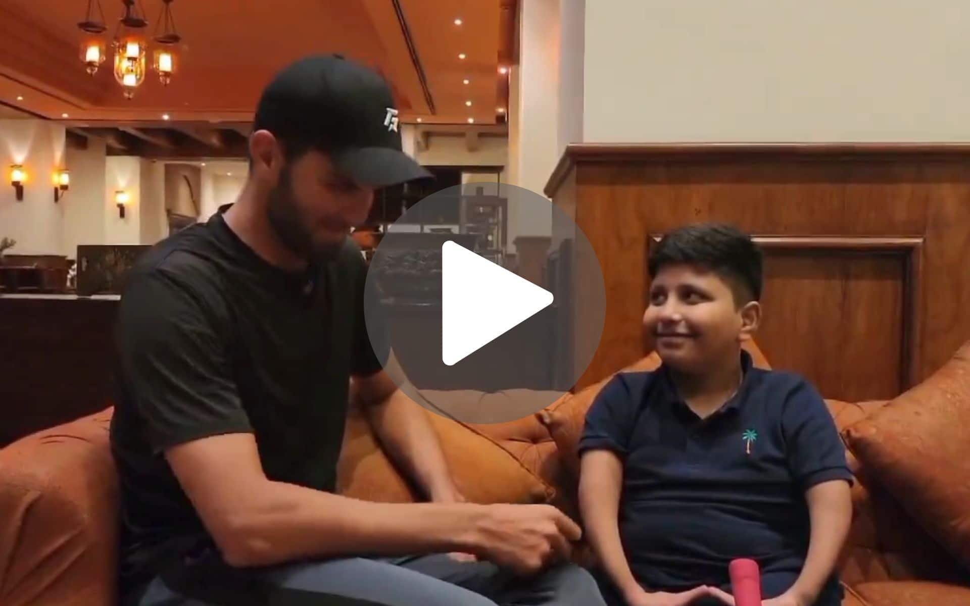 Shaheen Afridi Meets Specially Abled Fan; Promises Free Entry In PSL - Watch Video